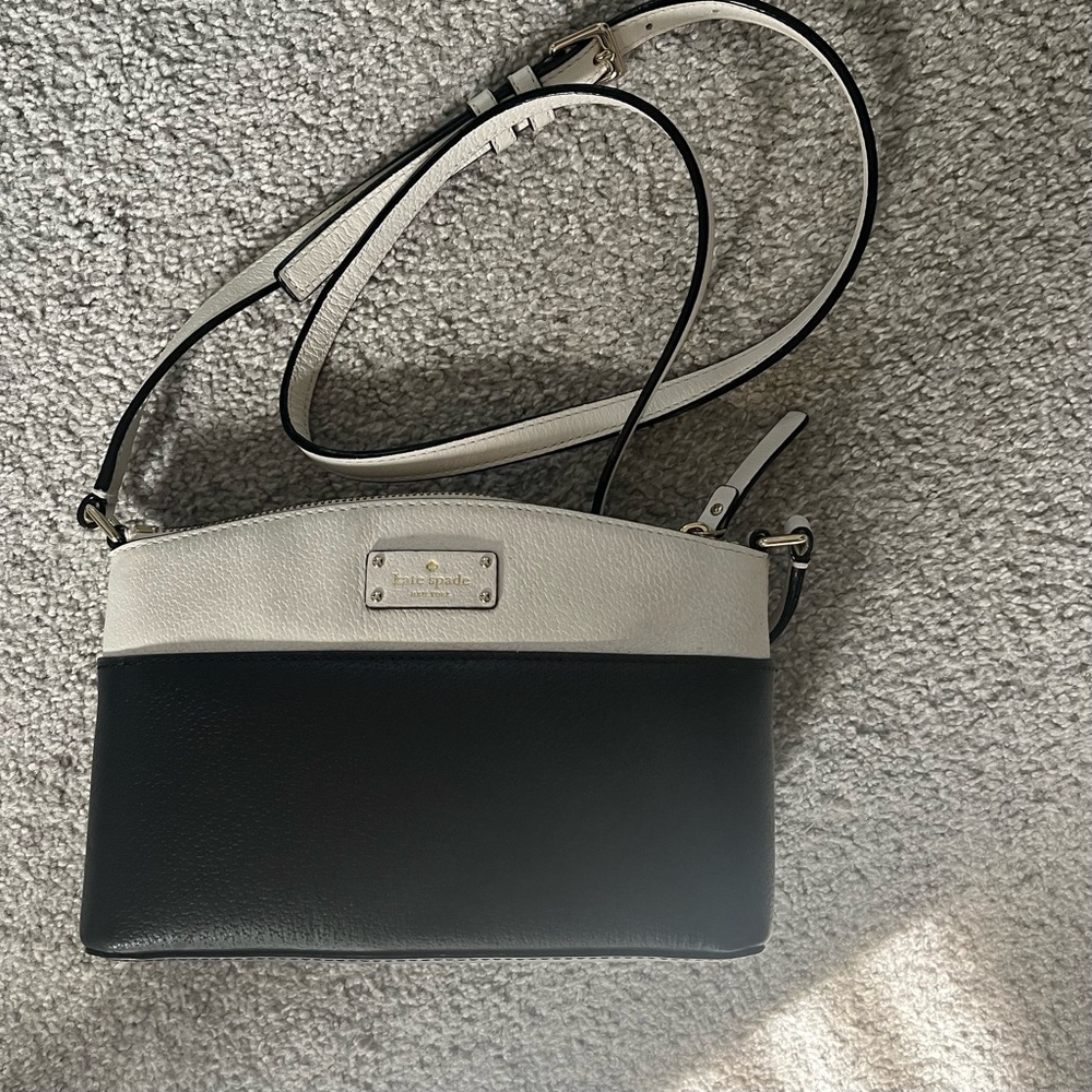 Kate Spade Black & White Small Leather Purse